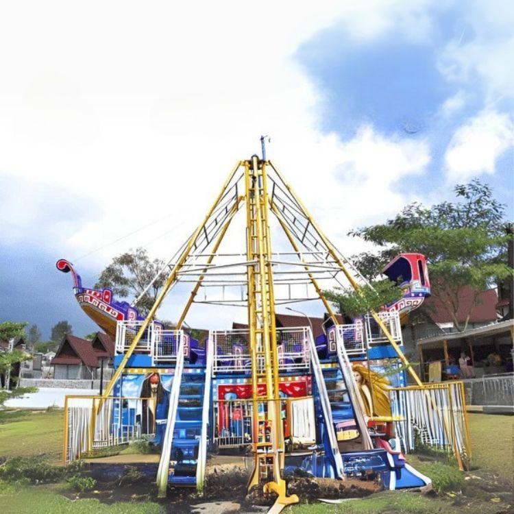 Ferris Wheel by Amusement Ride Manufacturer in Delhi